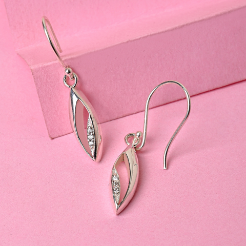 Leafy Whispers Earrings