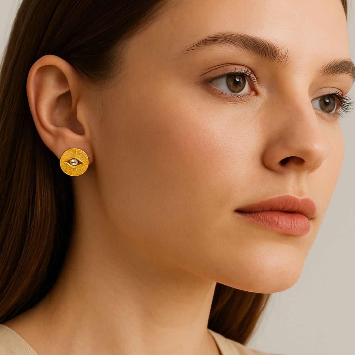 Evil Eye Stud in 18k Gold Plating
