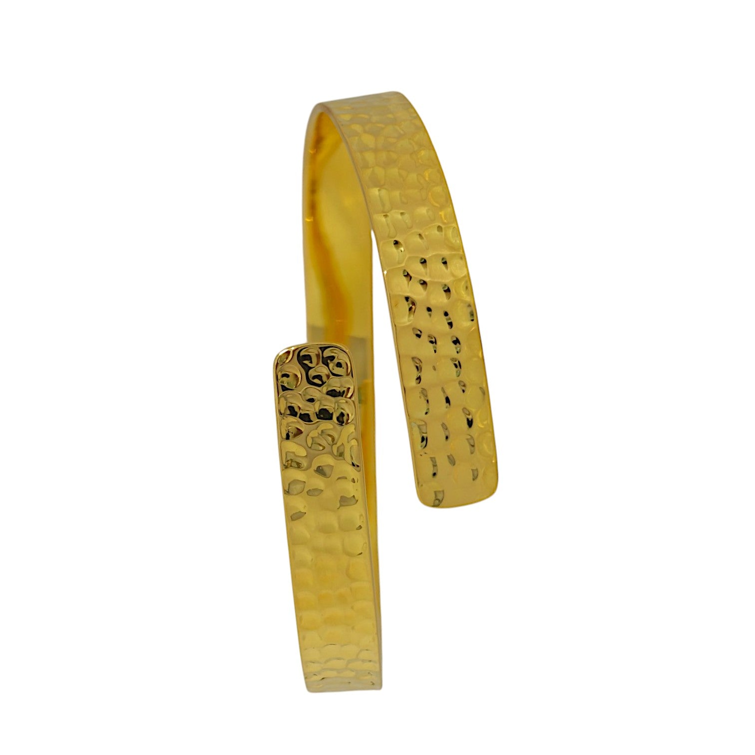 Hammered Cuff in 18K Gold Plating