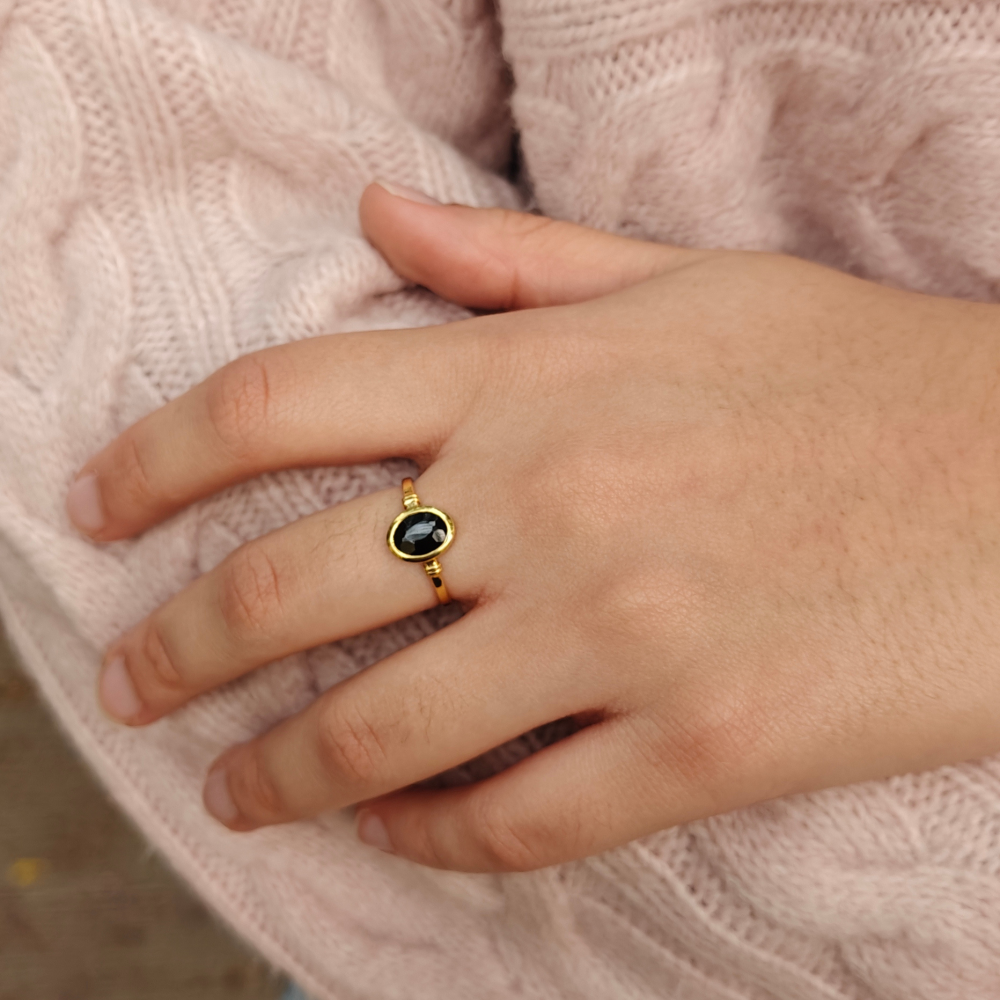 Midnight oval 925 silver ring