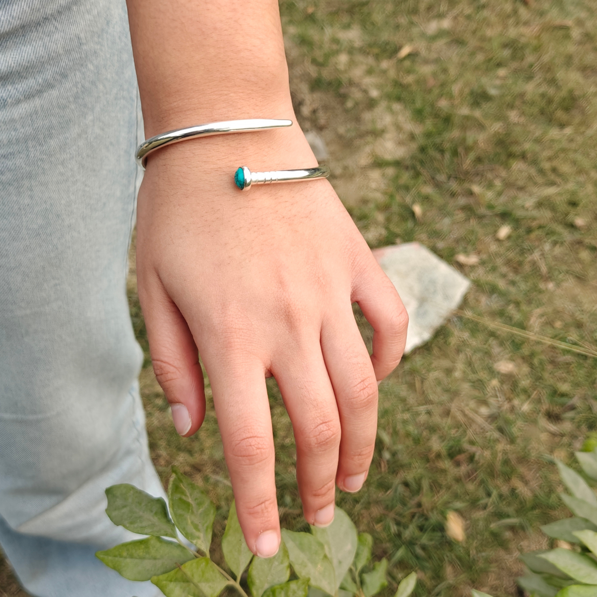 Nail bangle bracelet