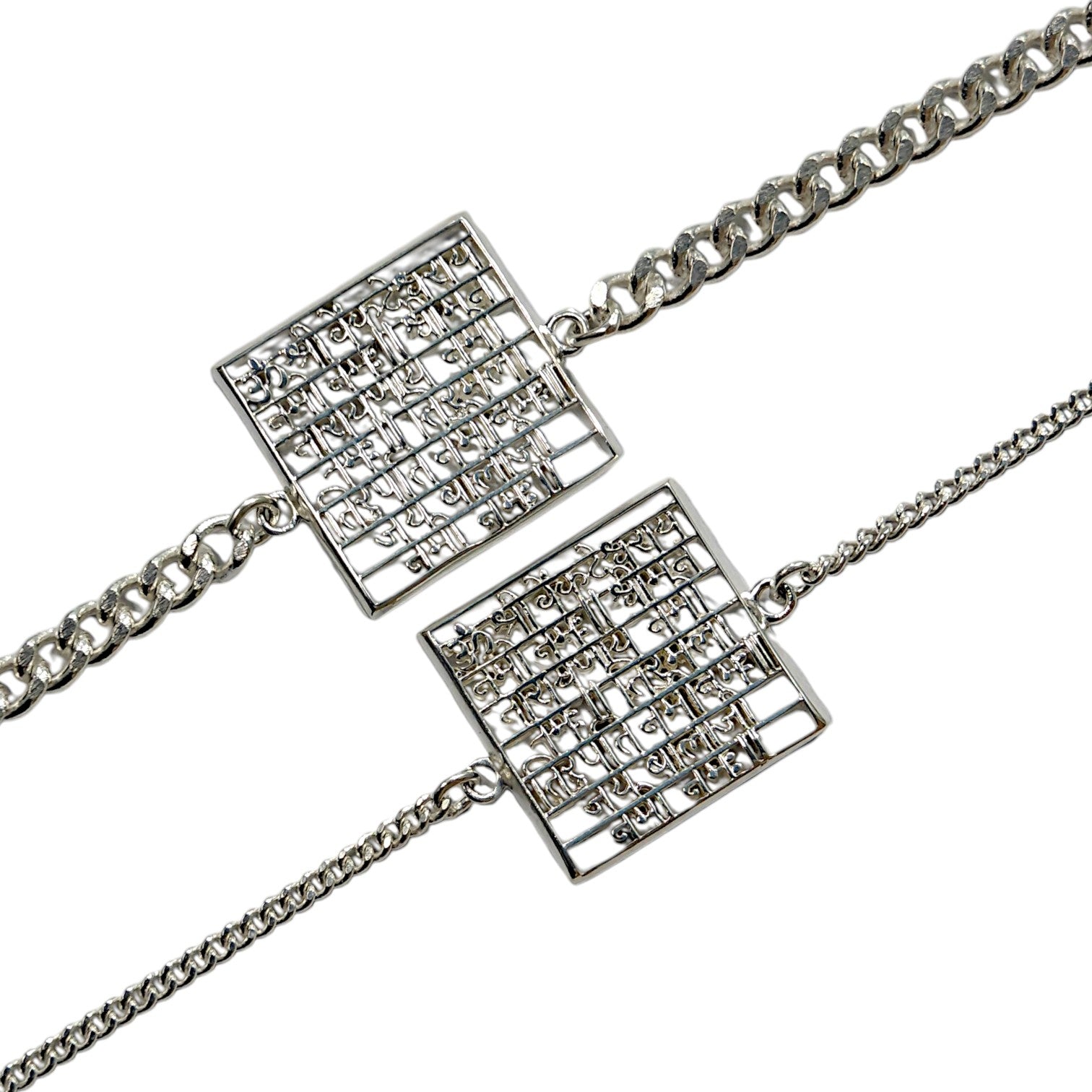 Couple Bhagwan Vishnu Mantra in 999 Pure Silver Plating