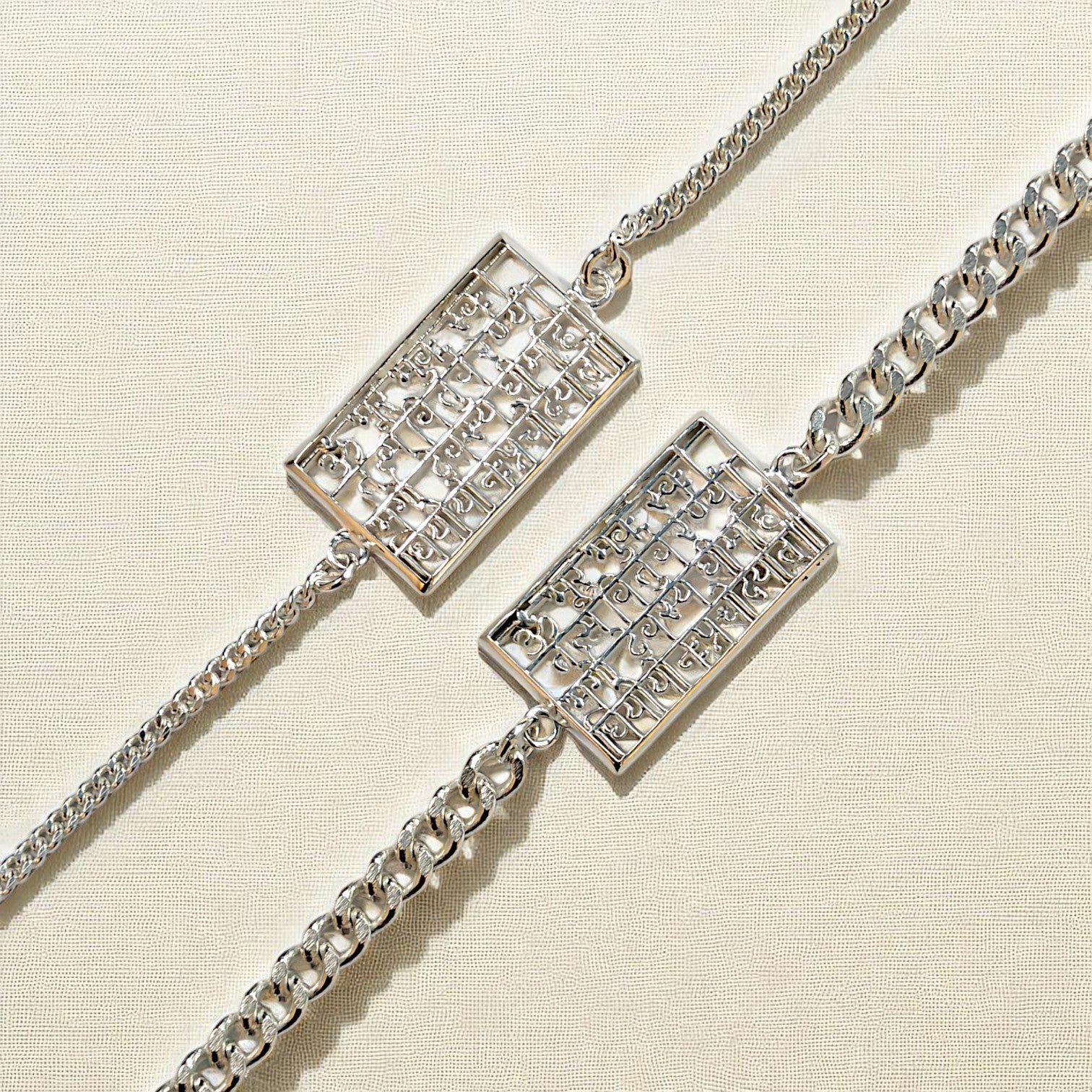 Gayatri Mantra Couple Bracelet in 999 Pure Silver Plating
